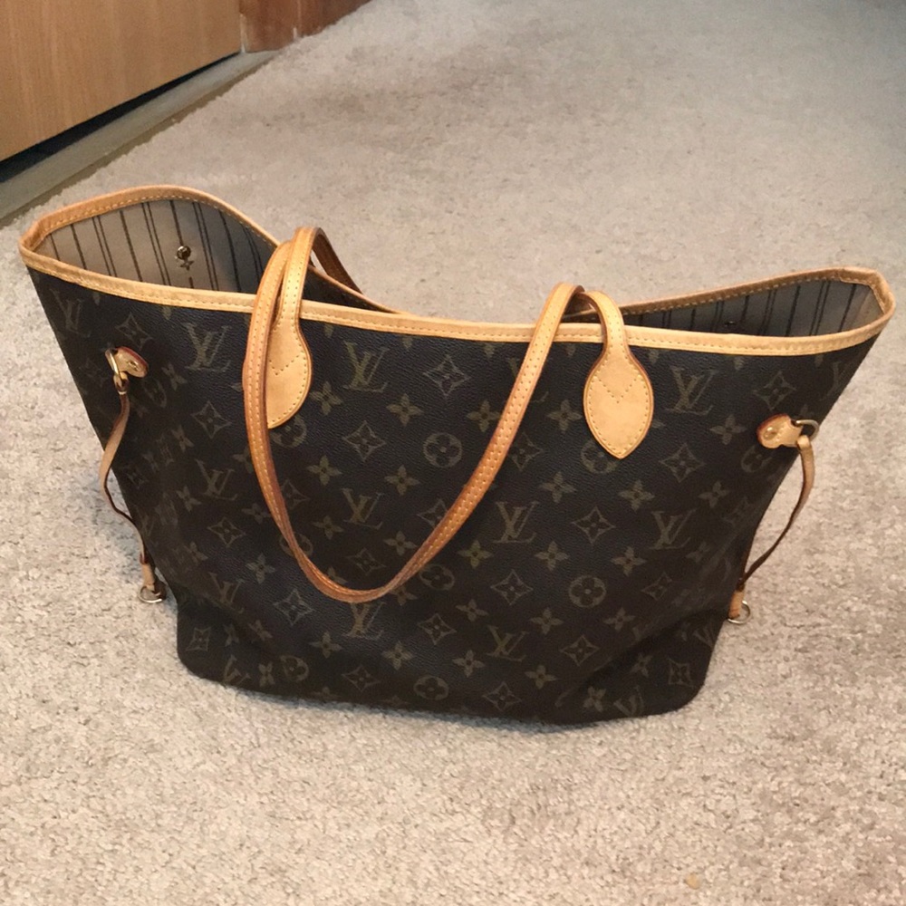 Authentic Louis Vuitton Neverfull MM